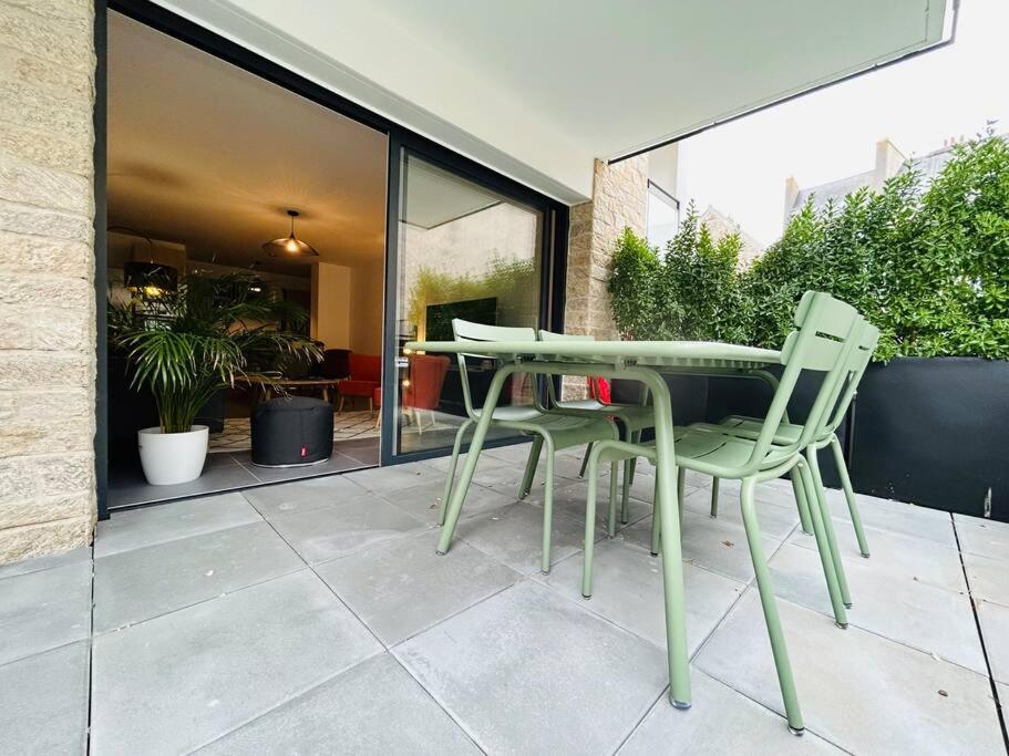 L'Hermine Terrasse Et Parking, 500 Plage Concarneau Exterior foto